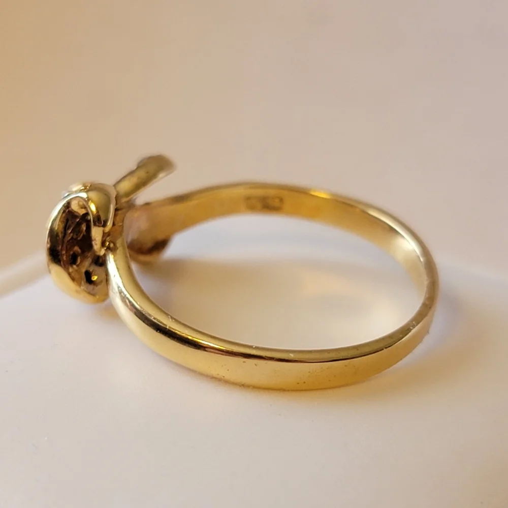 Vintage Bow Ring DAC Clear Diamond Like Stone Pave Center Pink Stone Gold Sz 9 ¼